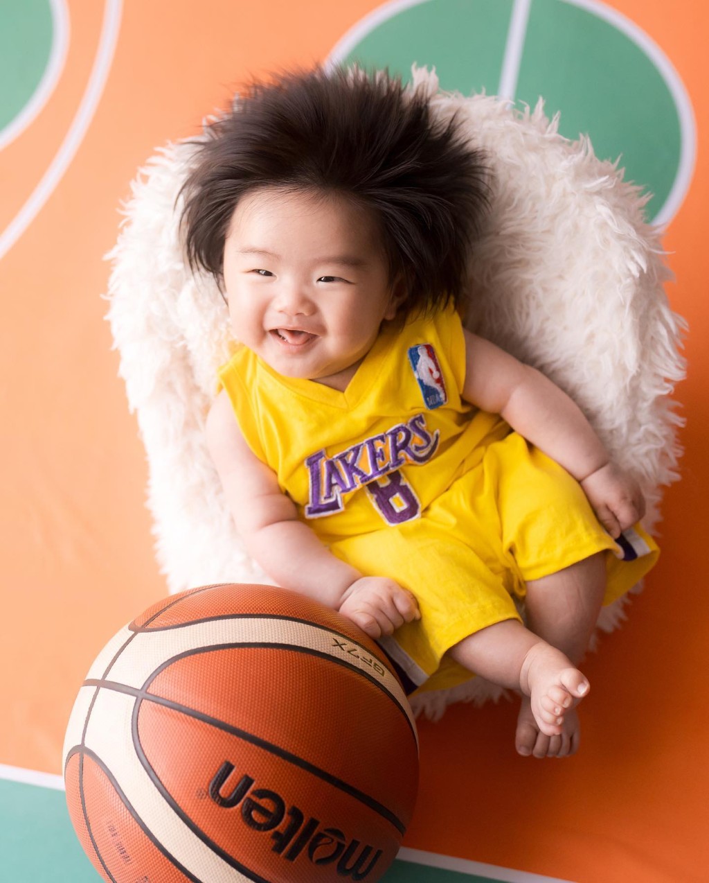 Kobe扮Kobe。