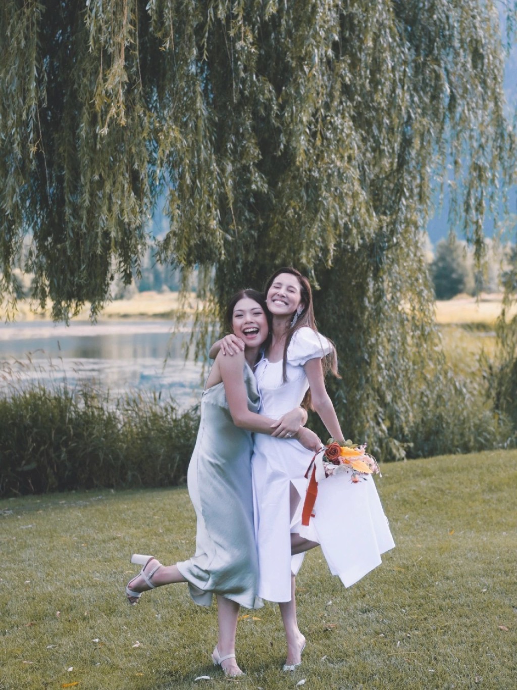陳凱琳最近返加拿大參加朋友婚禮。