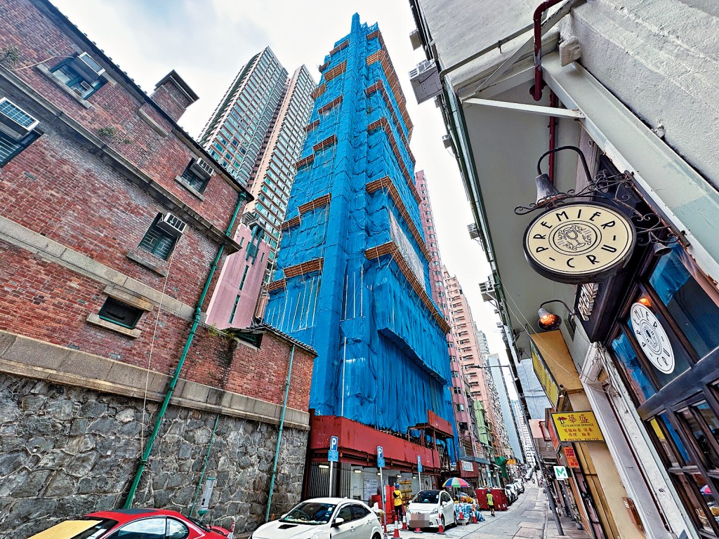 半山名滙今日起以招標方式推售首批33伙。