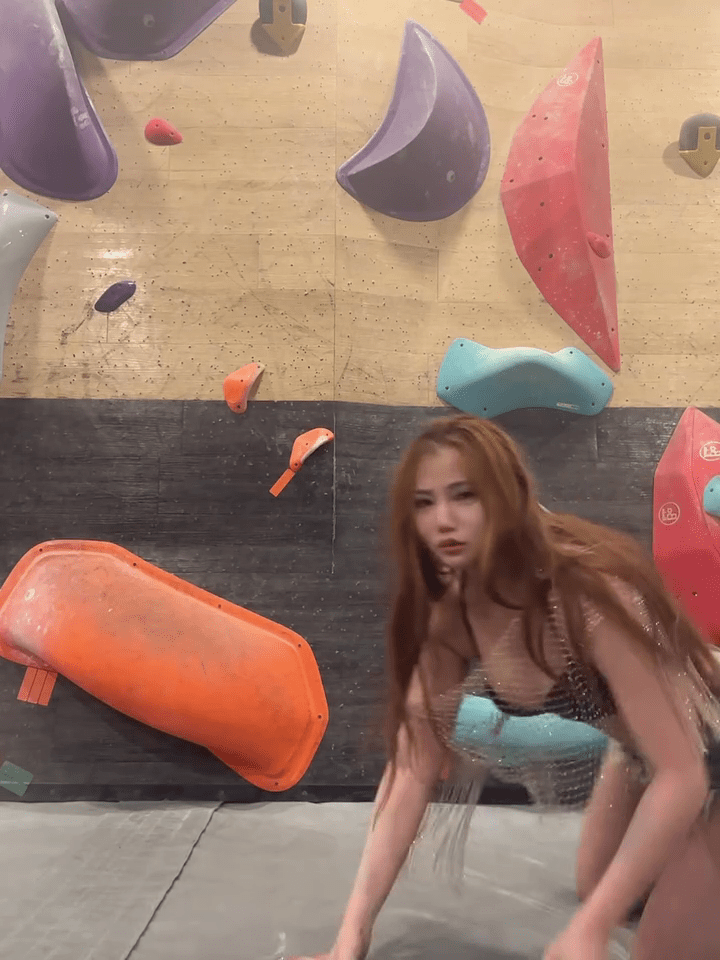 台湾AV女网红大闹攀石场，扮蜘蛛侠乱跳拍片惹众怒。 网片截图