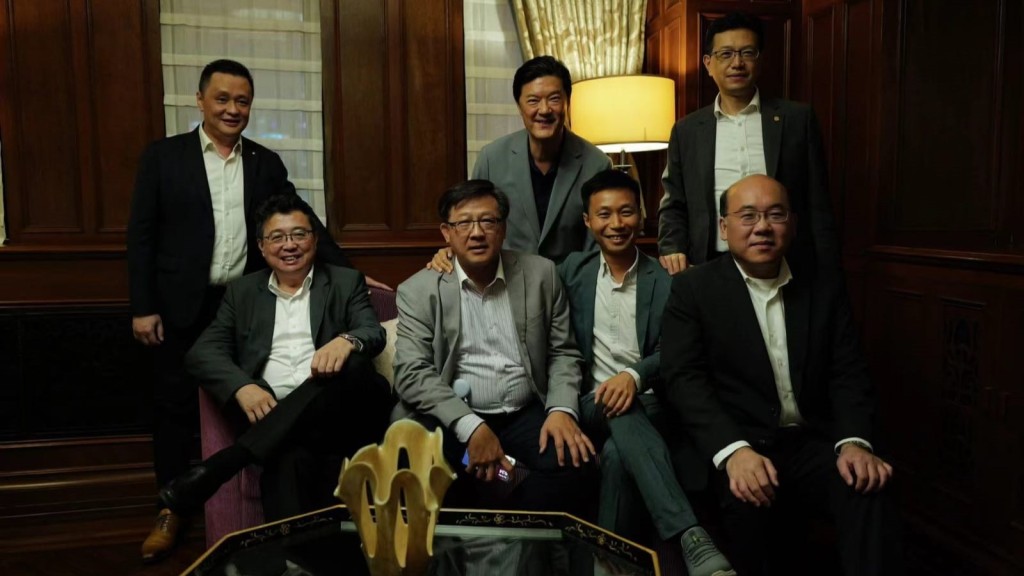 立會考察團上海參觀《繁花》取景地 總統套房一晚呢口價嚇親議員|Kelly Online