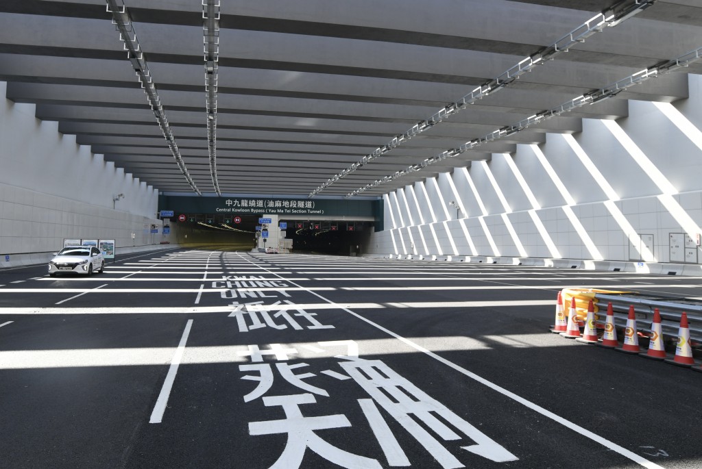 中九龍繞道(油麻地段)。 中九龍繞道(油麻地段)。