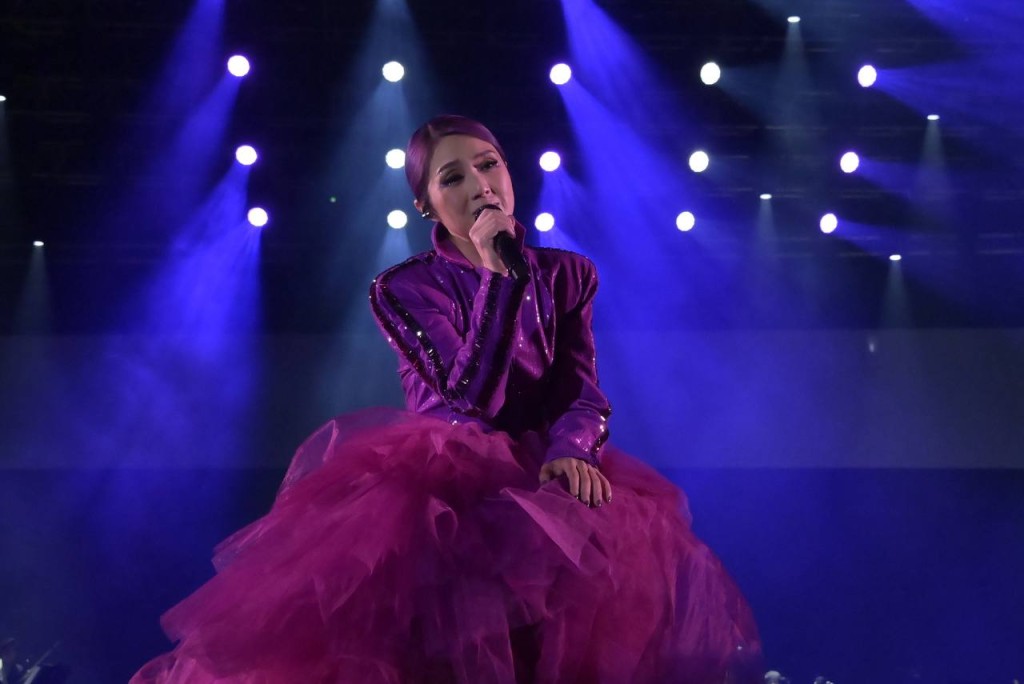 杨千嬅去年底假亚博举行一连两场的《杨千嬅B minor音乐会2022》。