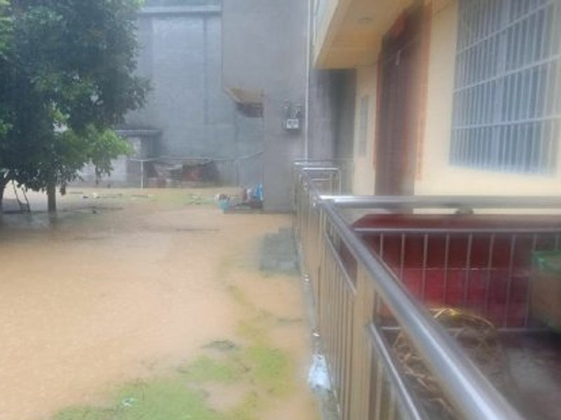 當局指水災或與地下河道堵塞有關。(網圖)