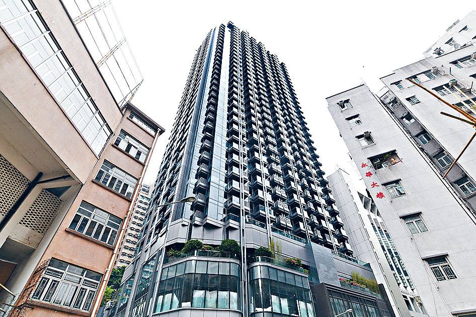 西營盤翰林峰入場月租為12800元，料可享2.8厘租金回報。