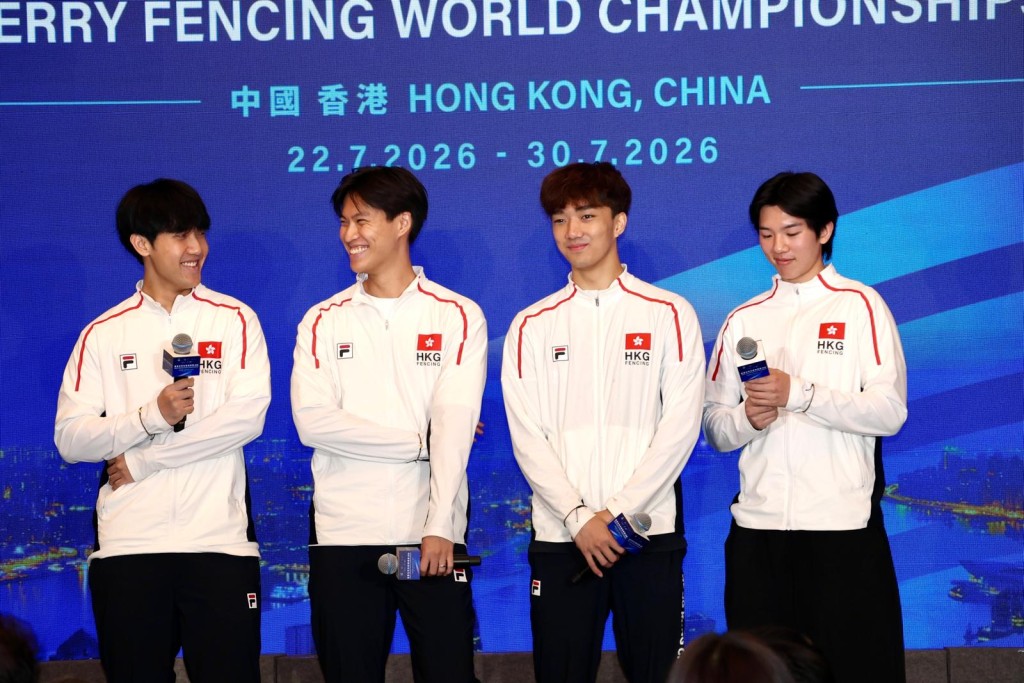 男子佩剑成员包括陈乐熹(右起)、何柏霖、何思朗及李俊林。徐嘉华摄 男子佩剑成员包括陈乐熹(右起)、何柏霖、何思朗及李俊林。徐嘉华摄