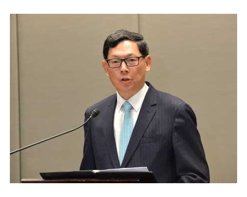 金管局總裁陳德霖。