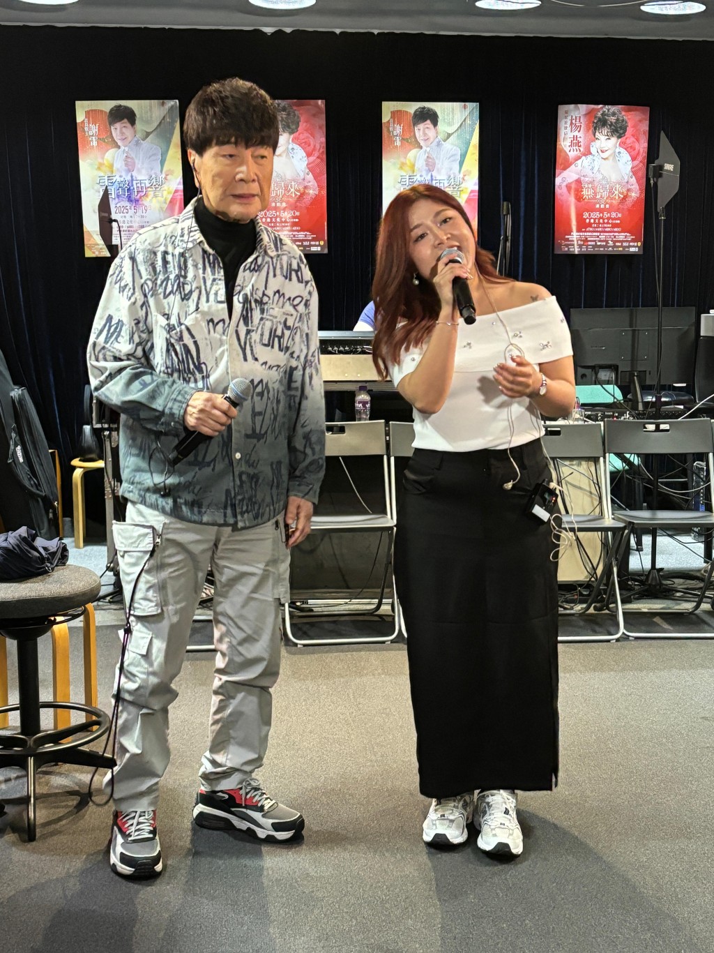泰國歌手朗嘎拉姆有「小鄧麗君」之稱。 泰國歌手朗嘎拉姆有「小鄧麗君」之稱。