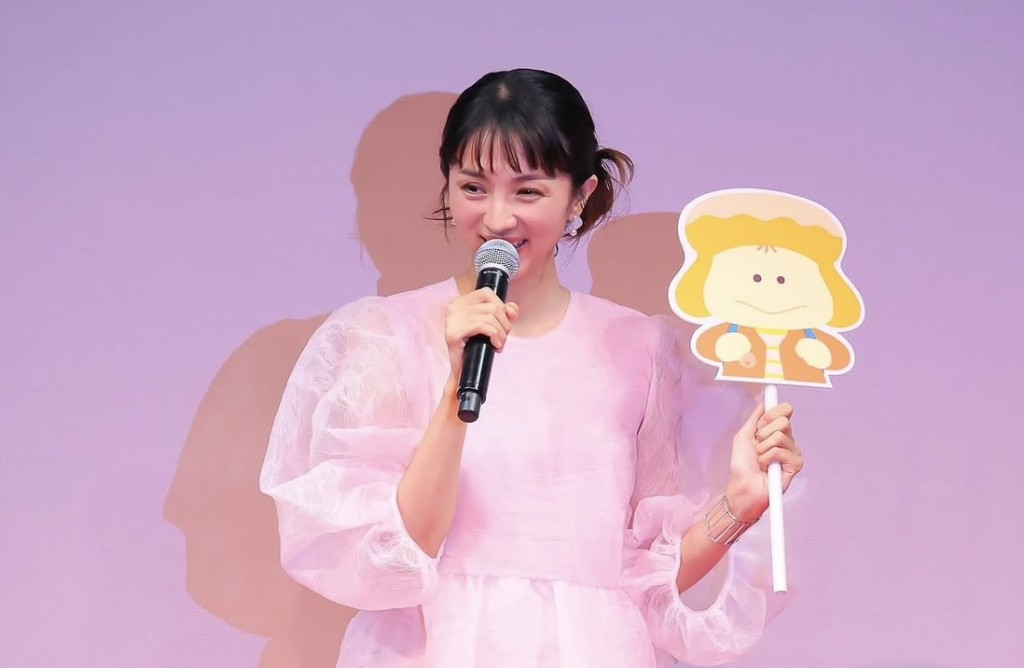 滿島光在電台節目自爆已誕B。