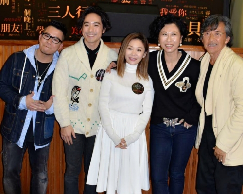 葉蒨文(右二)表明唔做演唱會嘉賓。