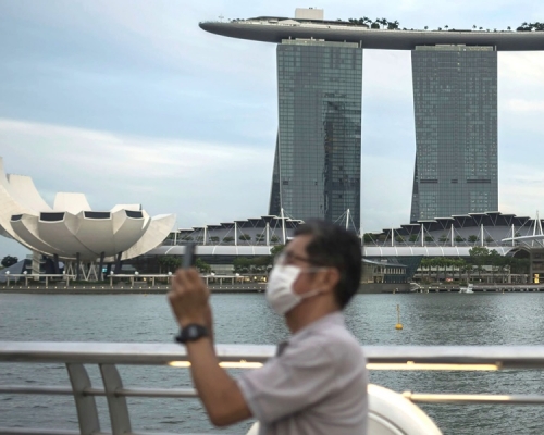 新加坡再度反彈新增657宗確診。AP