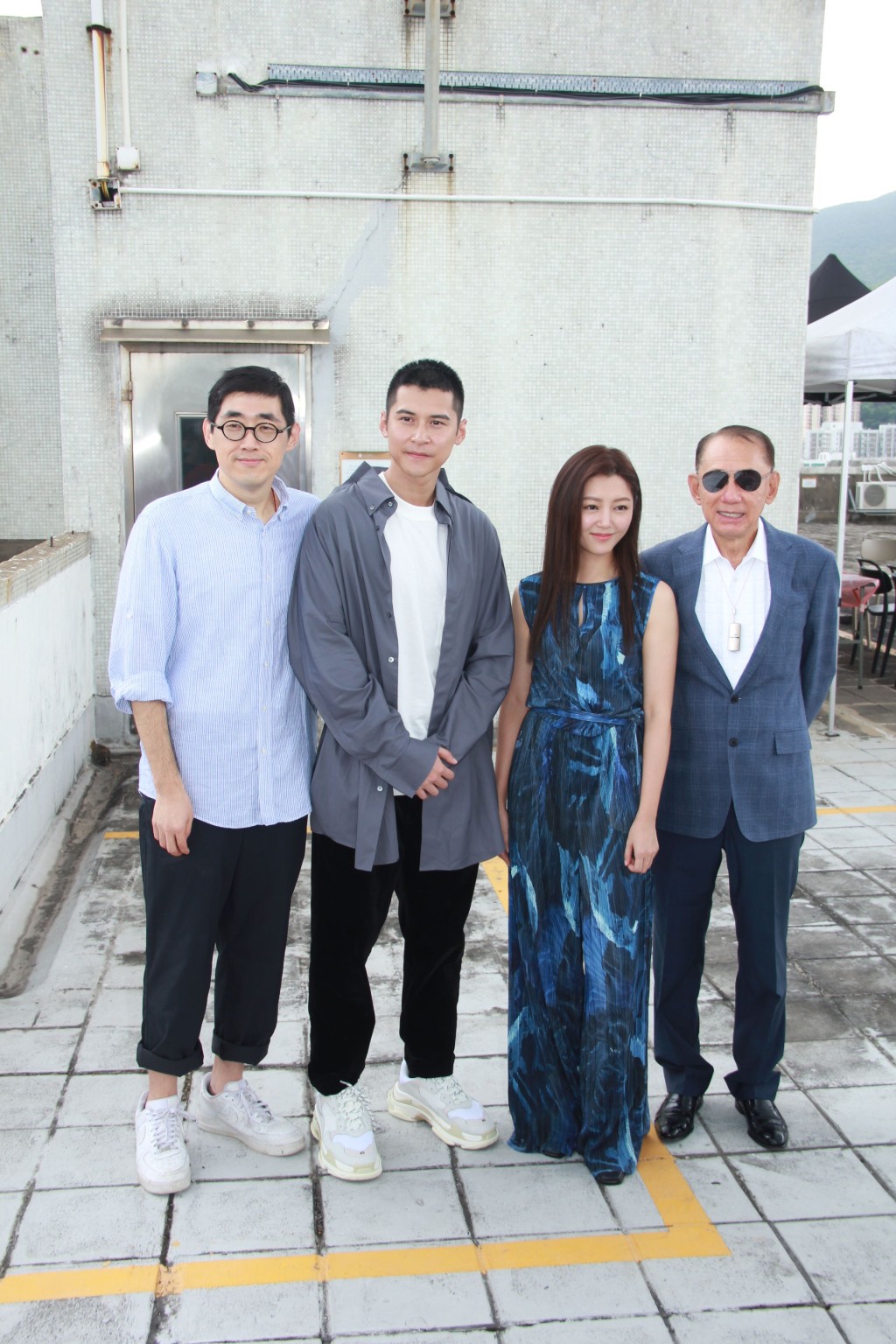 多得老闆楊受成及導演陳茂賢,詩雅和家樂今次順利合作。