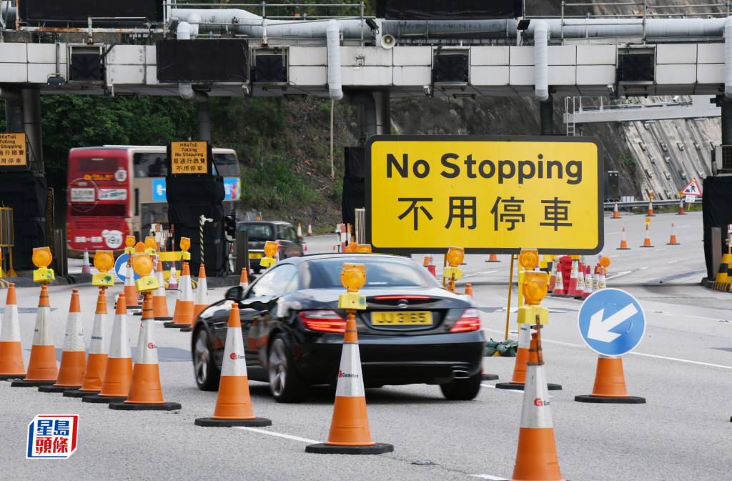 汽车会会长李耀培建议政府推行前在隧道口加强宣传。资料图片。