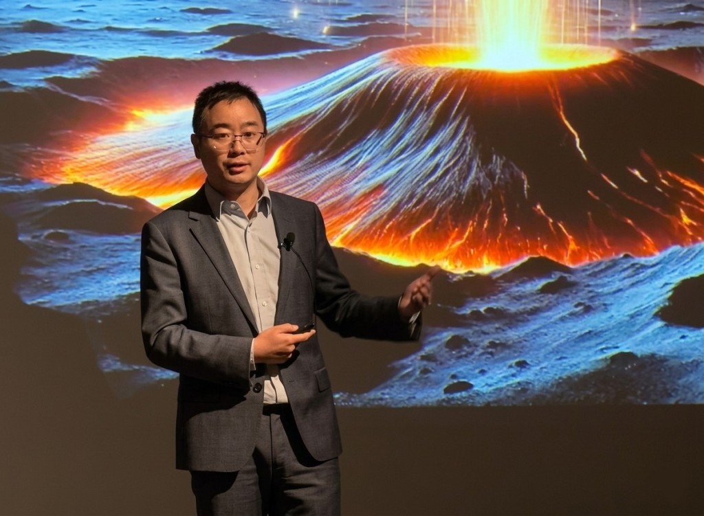 倪鵬表示，如果忽略這些噴發物落回月表後經歷的長期冷卻和持續脫氣過程，科學家就可能低估月球內部原本含有的揮發物數量和成分。中大提供