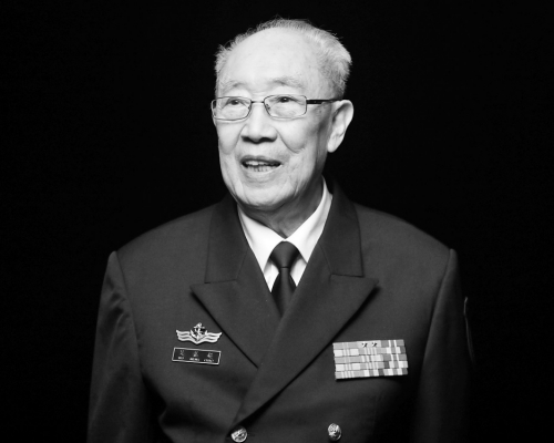 「中国肝胆外科之父」吴孟超病逝。新华社图片