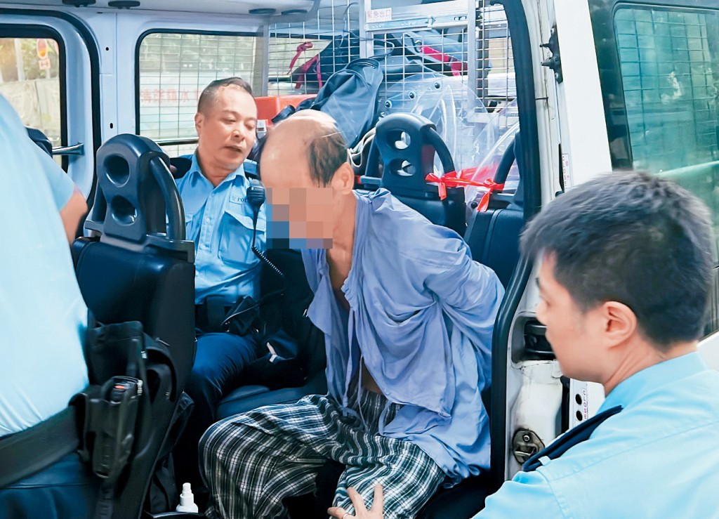 警方持續打擊兒童色情物品罪案。圖為一名涉嫌製作兒童色情物品男子前年6月被捕。