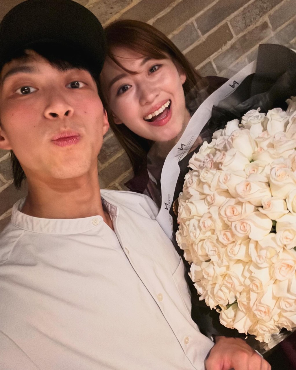 濱口愛子生日首次獲老公吳業坤送花。