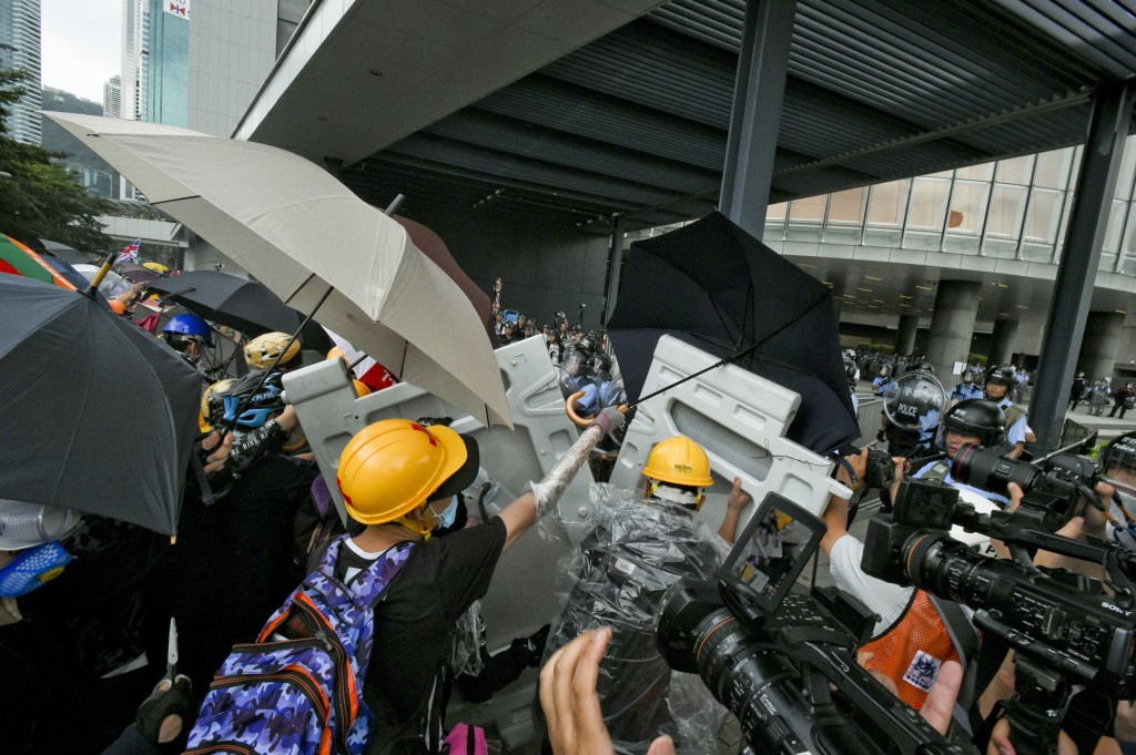 反《逃犯條例》衝突,多人受傷。資料圖片