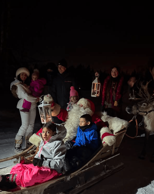 兩人不時帶仔女外出遊玩。佐堅娜IG圖片 兩人不時帶仔女外出遊玩。佐堅娜IG圖片