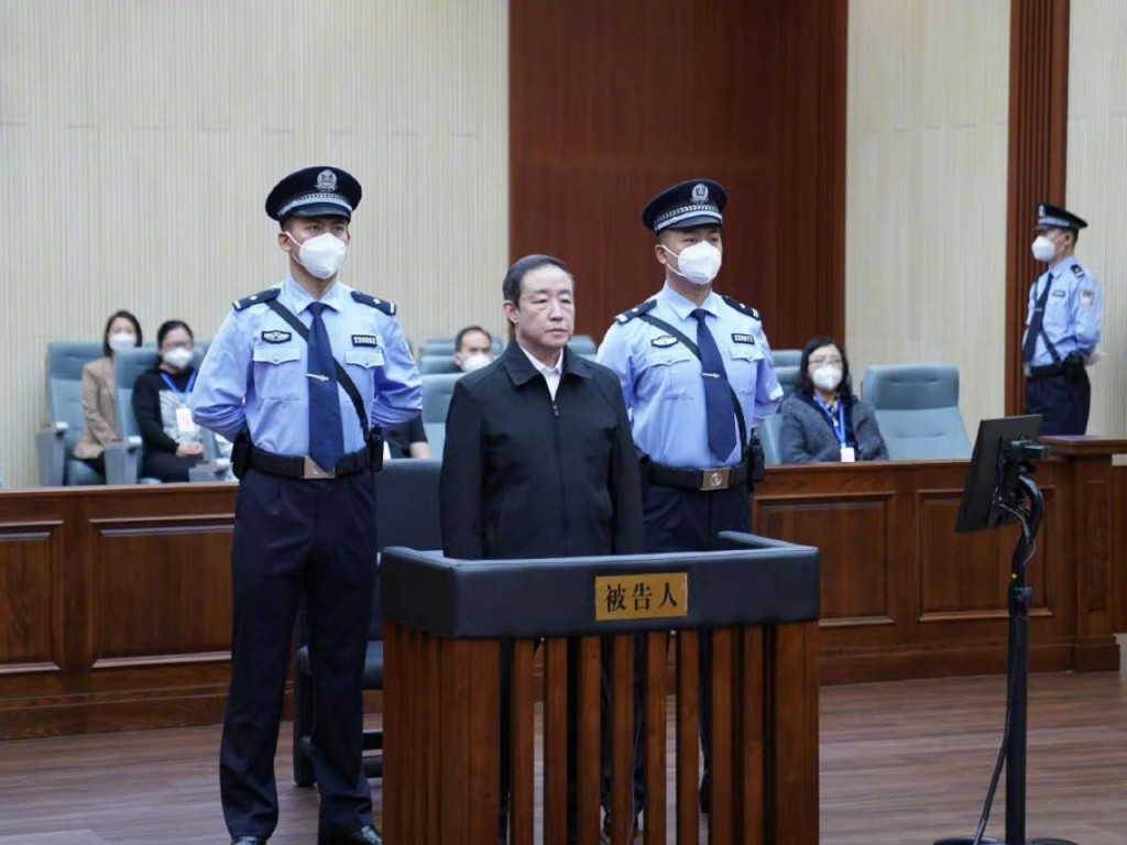 非法收受財物逾1.17億元，傅政華一審被判死緩。
