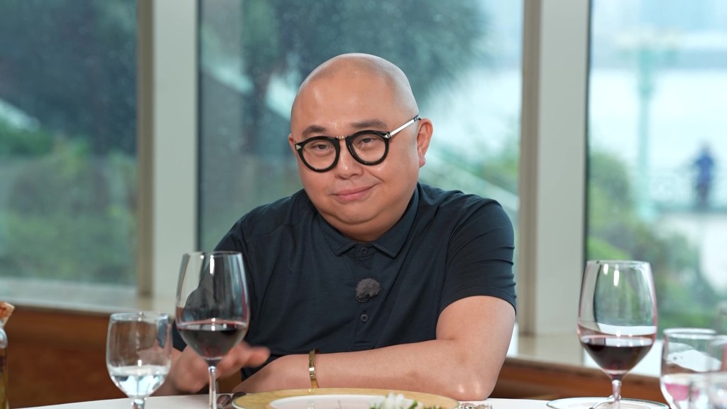 阿Bob則無奈透露曾盡力向身邊合適朋友推薦細細粒的照片與近況，可惜緣分未到。