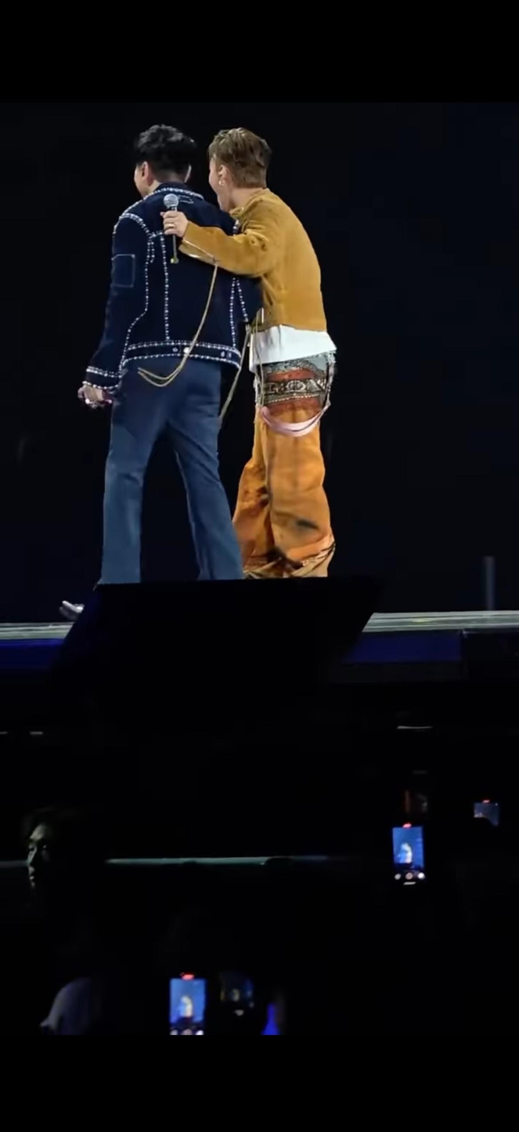 MC張天賦任林俊傑演唱會嘉賓。 MC張天賦任林俊傑演唱會嘉賓。