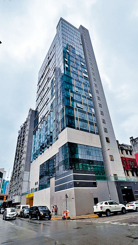 大角嘴宏創方兩全層連18個車位以7400萬售出,買家為投資者劉志華及相關人士。