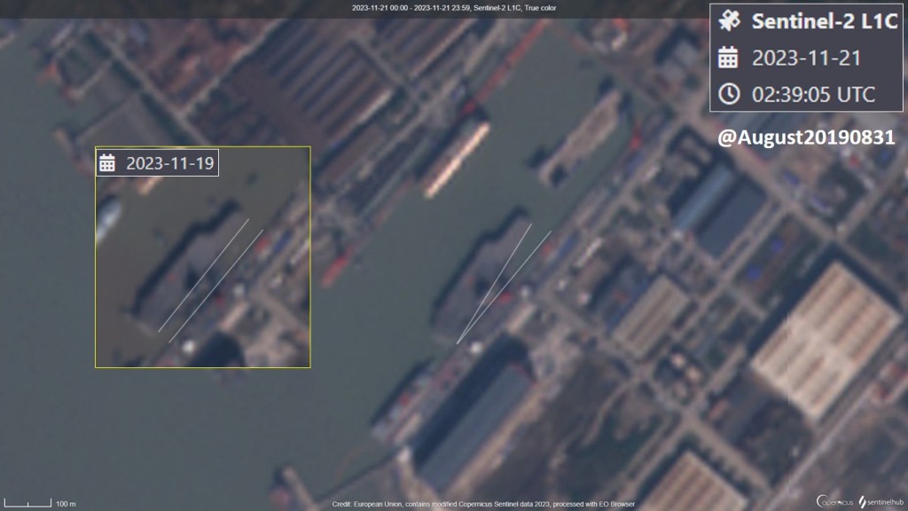 衛星圖顯示，「福建艦」正被推離碼頭。