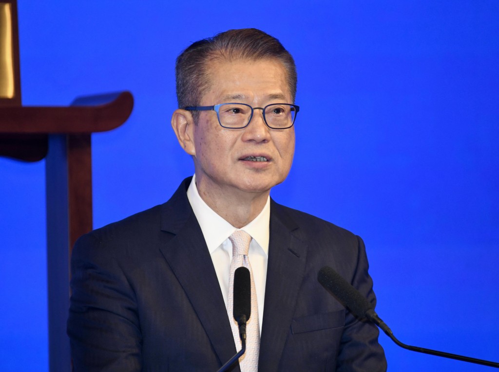 陳茂波表示,持續學習、不懈努力與保持好奇心,才是這個時代最必備的要素。資料圖片 陳茂波表示,持續學習、不懈努力與保持好奇心,才是這個時代最必備的要素。資料圖片