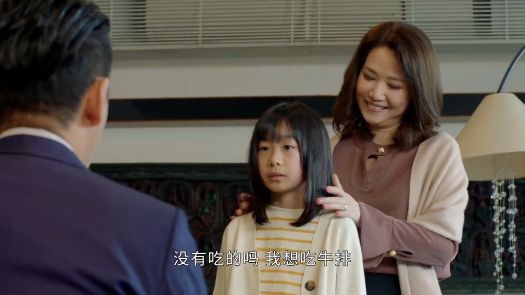 陳梅馨在《疊影狙擊》中演母親角色。
