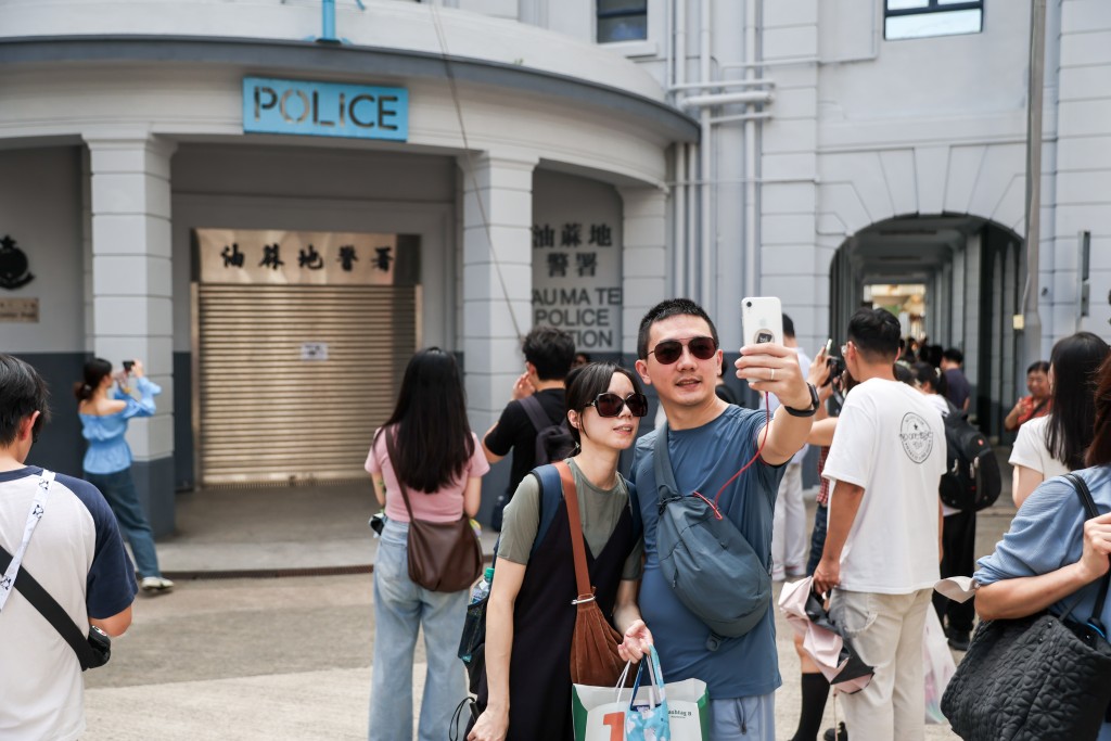 11月初步訪港旅客數字約420萬人次,按年上升17%。資料圖片 11月初步訪港旅客數字約420萬人次,按年上升17%。資料圖片