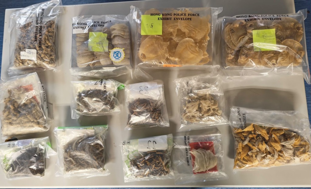 警方成功起回大部分蔘茸海味。警方提供 警方成功起回大部分蔘茸海味。警方提供