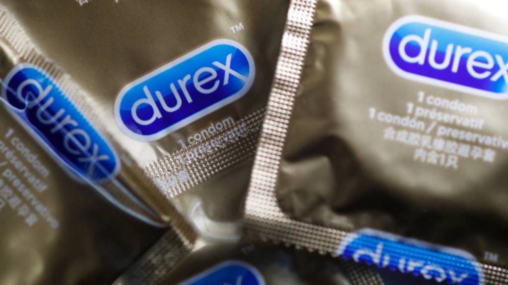 内地避孕套疫后销量暴增50%。（路透社）