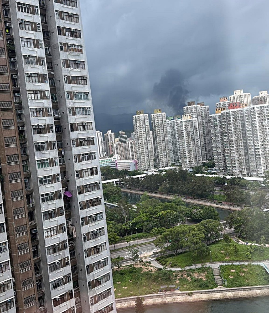 濃煙席捲半空。網圖