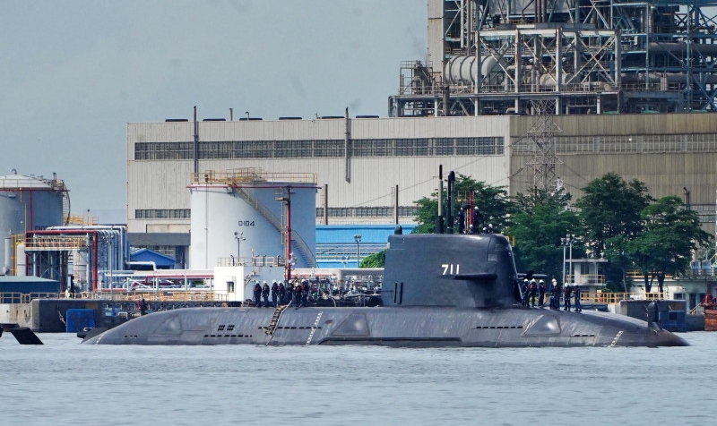 台灣「海鯤號」潛艇今晨首次海試。 《自由時報》 台灣「海鯤號」潛艇今晨首次海試。 《自由時報》
