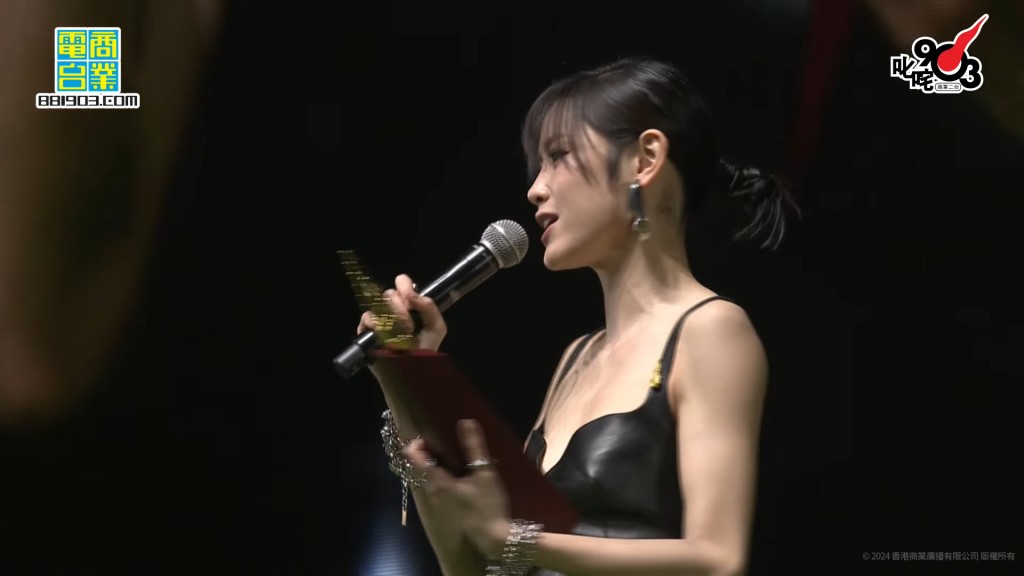 陳蕾對於得到「叱咤樂壇女歌手」金獎，對唱片公司華納表示感謝。
