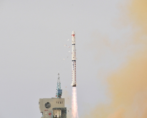中國成功發射遙感三十一號03組衛星，本次任務是長征系列運載火箭第361次發射。（網圖）