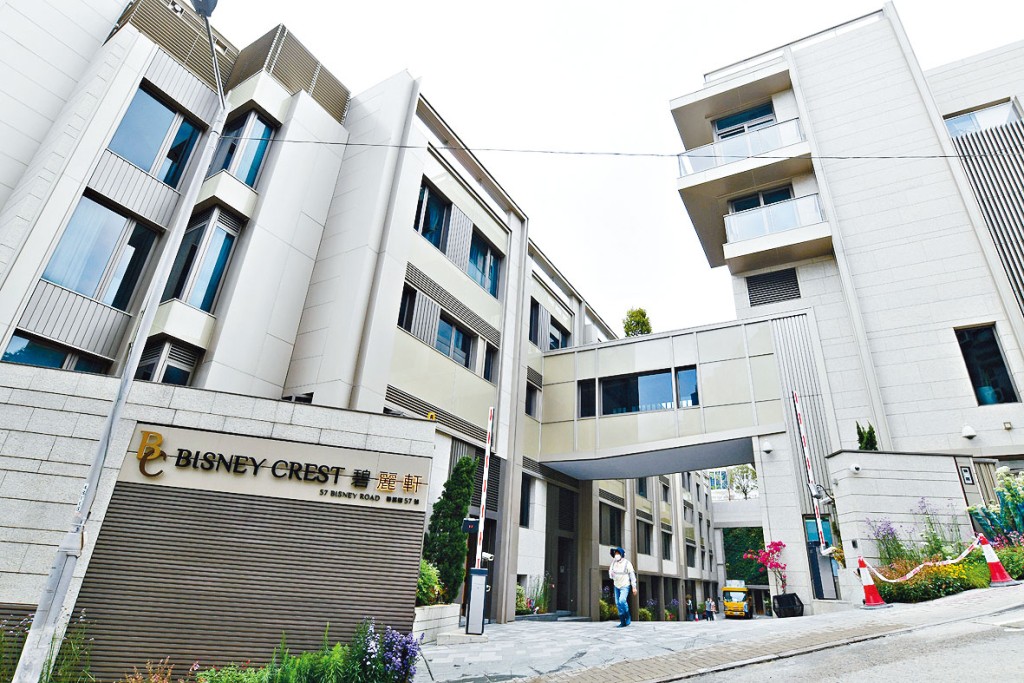 華懋旗下薄扶林碧麗軒昨日以6600萬售出連天台複式戶。