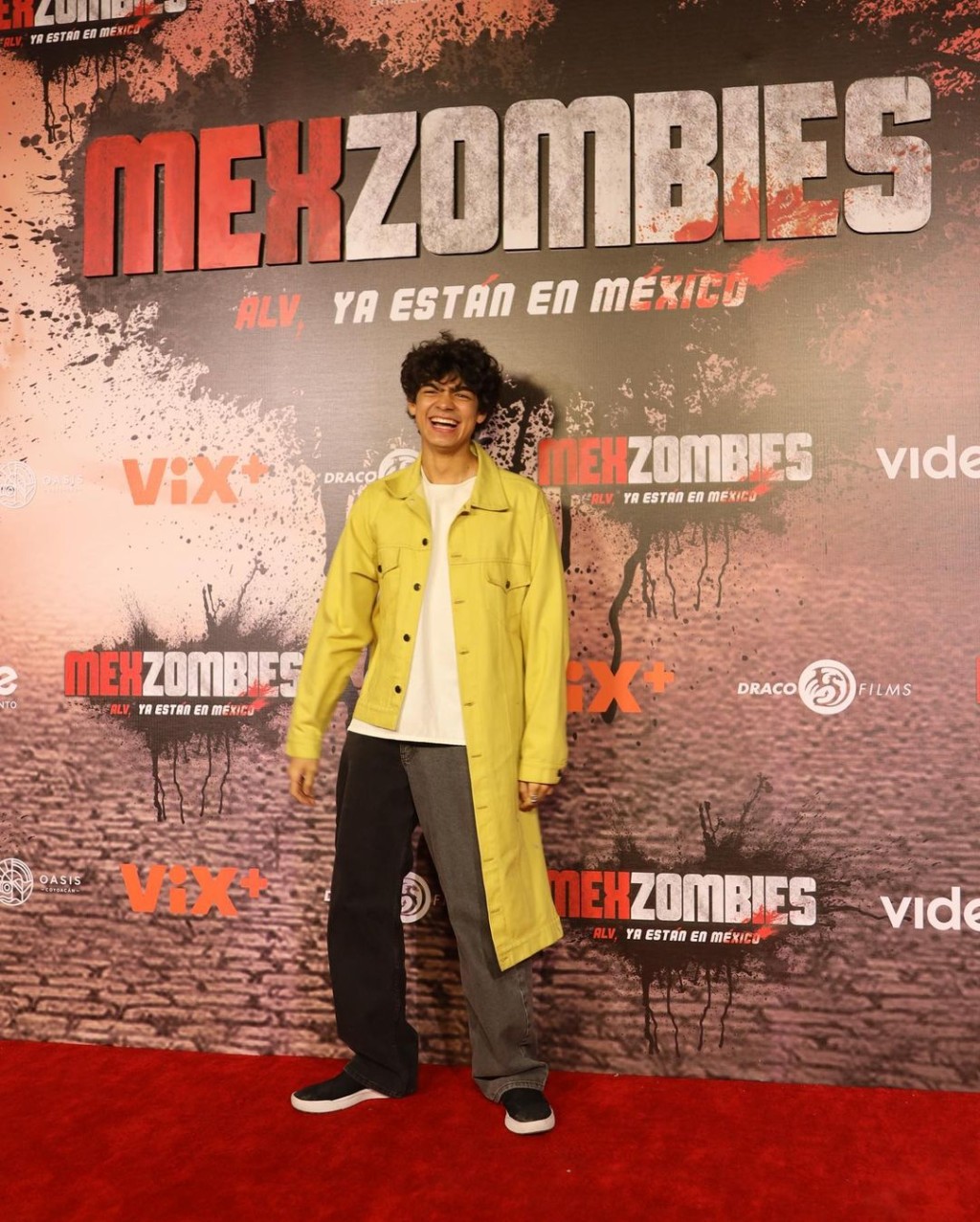 伊納基·戈多伊Iñaki Godoy之前的影視作品包括：《Blue Demon》及Netflix影集《誰殺了莎拉》等。