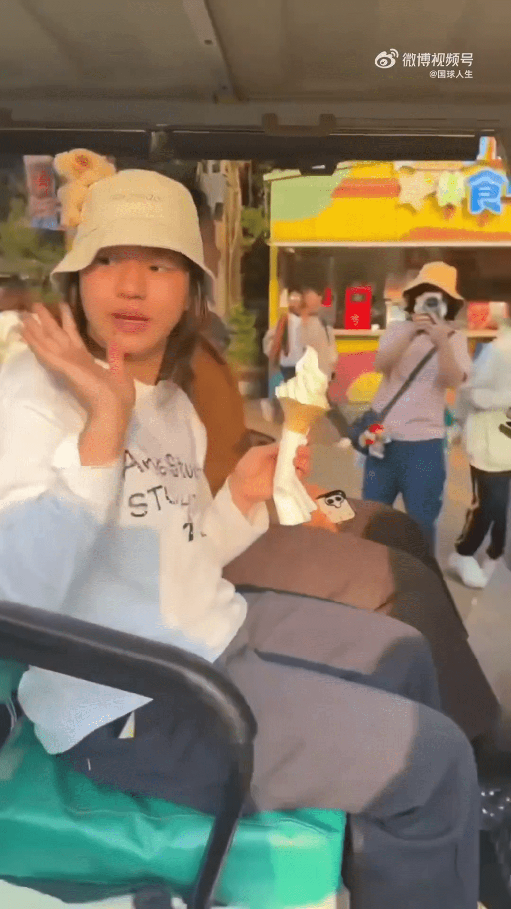 全紅嬋現身長隆。微博@國球人生 全紅嬋現身長隆。微博@國球人生