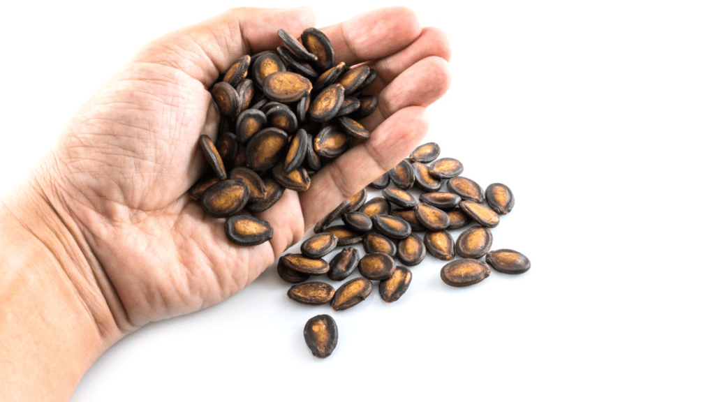 食瓜子不可超30粒?牙醫揭3大後果。