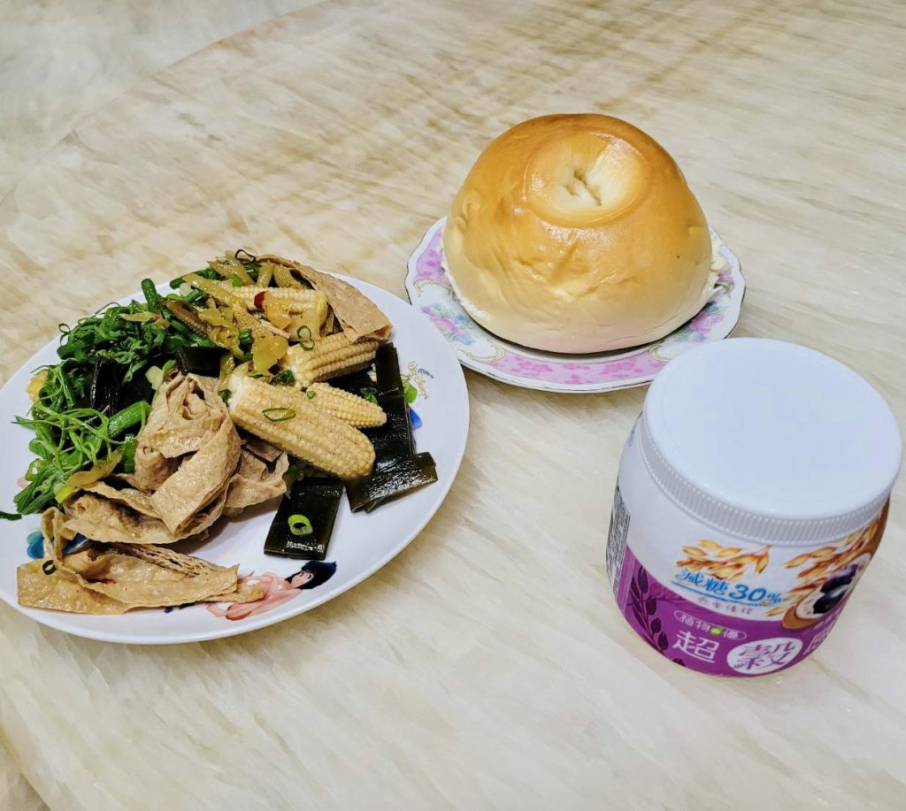 不攝取澱粉質雖然一年間能減去10多kg。（圖片獲「減重醫師 蕭捷健」授權轉載）