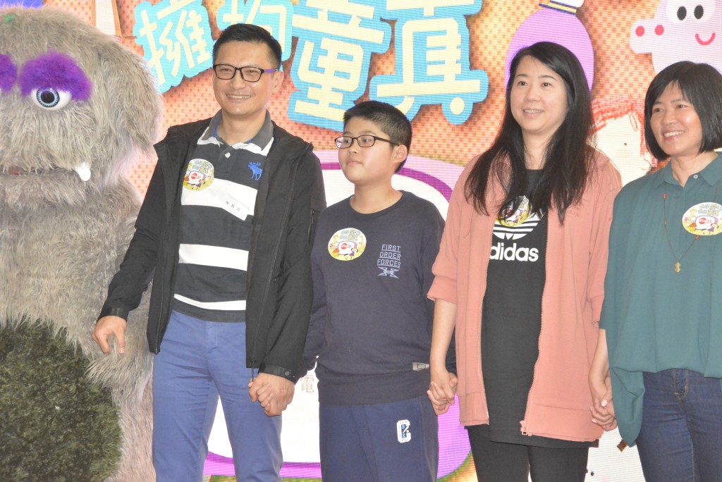 陈锦鸿儿子陈驾桦2岁时被诊断有自闭症，4岁再被诊断有中度智障。
