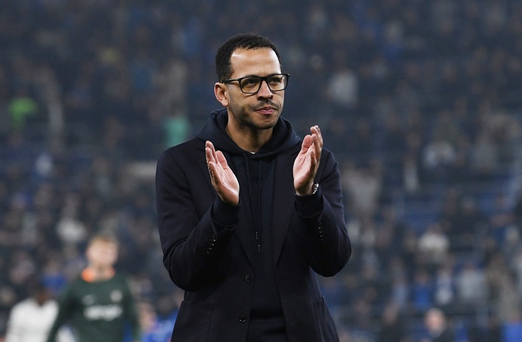 罗仙尼亚否认车路士球员「hea踢」。路透社