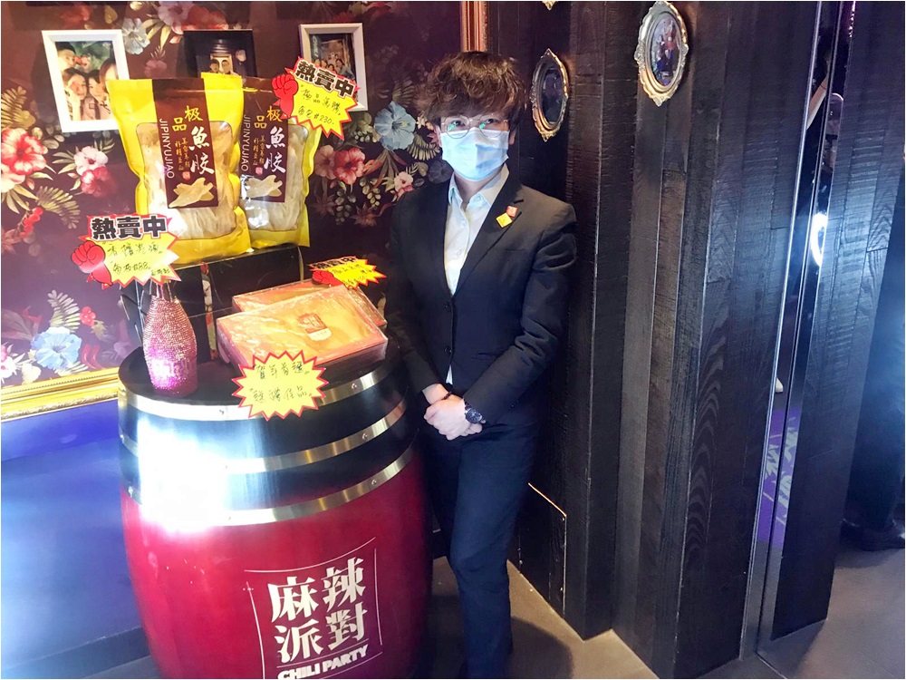 尖沙嘴食肆「麻辣派對」負責人吳經理表示昨日生意額增加。