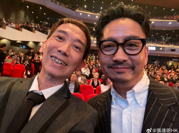 张达明（左）上月中都有出席金像奖颁奖典礼。