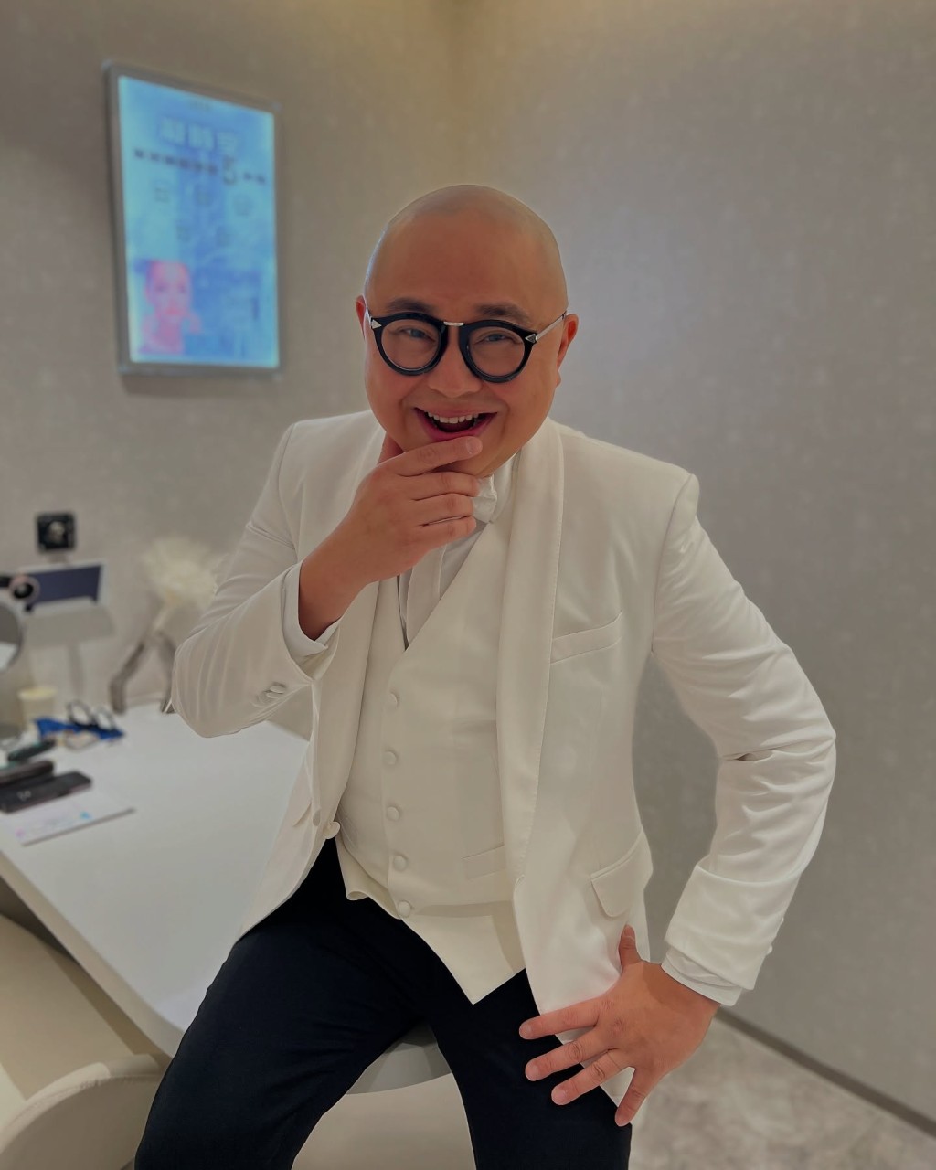 胡定欣的紅娘竟然不是「金牌媒人」林盛斌。 胡定欣的紅娘竟然不是「金牌媒人」林盛斌。