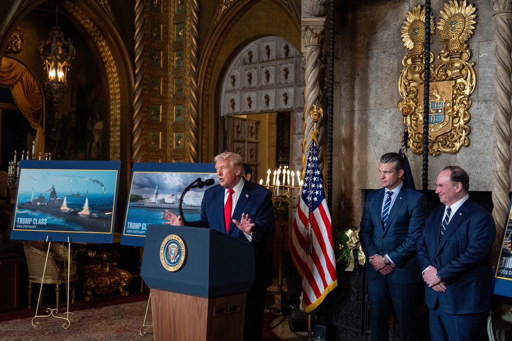 特朗普舉行記者會。美聯社 特朗普舉行記者會。美聯社