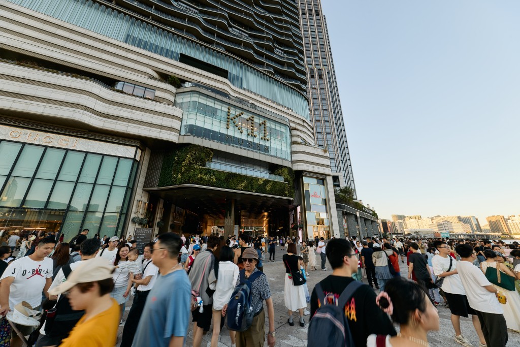 K11 MUSEA於今年國慶黃金周期間人流按年增長12%。 K11 MUSEA於今年國慶黃金周期間人流按年增長12%。