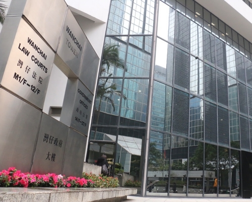 冒「名城」业主骗292万元订金，两无业男还柙候判。资料图片